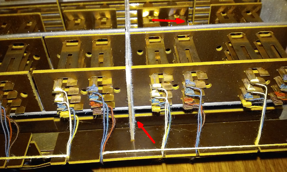 dendrites or metal whiskers in a Hammond pedal switch